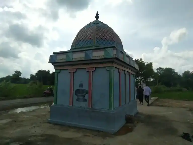 Arulmigu Marriammam And Ayyanar Temple, Kuruvadi - 609702 அருள்மிகு மாரியம்மன் மற்றும் அய்யனார் திருக்கோயில், Kuruvadi - 609702, Nagapattinam - Ancient Temple Architecture and History Image 4