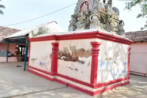Arulmigu Marriamman Temple, Ayyampalyam, Samalapuram - 641663 Arulmigu Marriamman Temple, Ayyampalyam, Samalapuram - 641663, Tiruppur - Ancient Temple Architecture and History Image 2