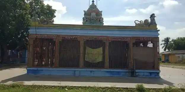 Arulmigu Marriamman Temple, Magudanchavadi, Ernapuram - 637103 அருள்மிகு மாரியம்மன் திருக்கோயில், மகுடஞ்சாவடி, எர்ணாபுரம் - 637103, Salem - Ancient Temple Architecture and History Image 2