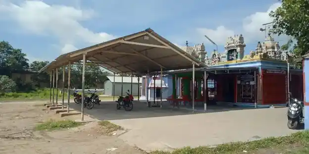 Arulmigu Marriamman Temple, Magudanchavadi, Ernapuram - 637103 அருள்மிகு மாரியம்மன் திருக்கோயில், மகுடஞ்சாவடி, எர்ணாபுரம் - 637103, Salem - Ancient Temple Architecture and History Image 4