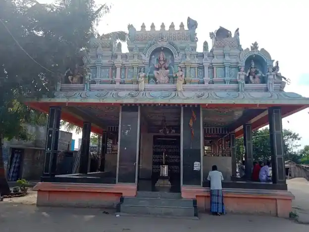 Arulmigu Marriyamman Temple, Kundalahallli, Baisuhalli - 635205 Arulmigu Marriyamman Temple, Kundalahallli, Baisuhalli - 635205, Dharmapuri - Ancient Temple Architecture and History Image 2