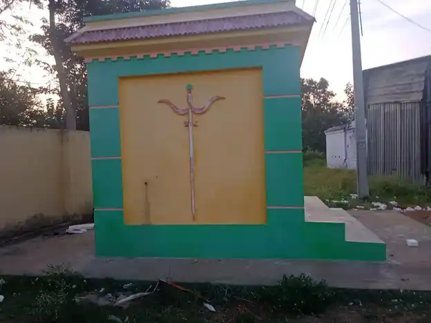 Arulmigu Marriyamman Temple, Moranahalli, Panagamuttlu - 635106 அருள்மிகு மாரியம்மன் திருக்கோயில், மோரனஅள்ளி, சாப்பர்த்தி - 635106, Krishnagiri - Ancient Temple Architecture and History Image 2