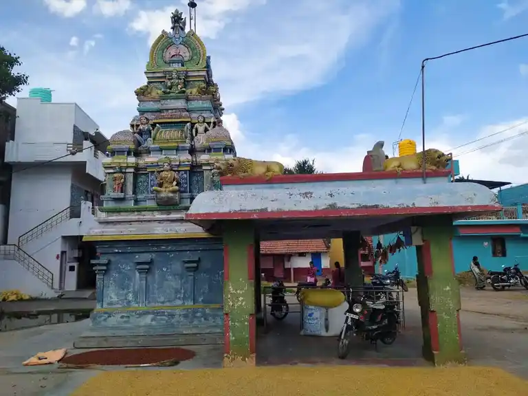 Arulmigu Marriyamman Temple, Thimmapuram - 635112 அருள்மிகு மாரியம்மன் திருக்கோயில், திம்மாபுரம் - 635112, Krishnagiri - Ancient Temple Architecture and History Image 2