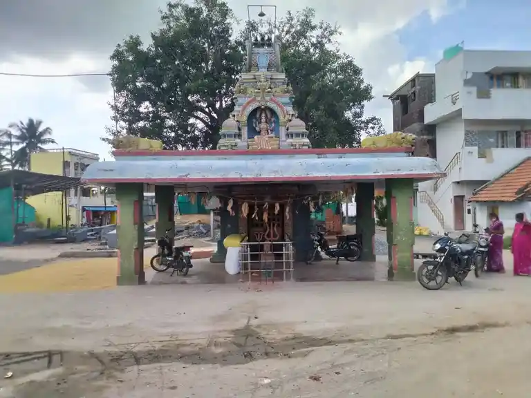 Arulmigu Marriyamman Temple, Thimmapuram - 635112 அருள்மிகு மாரியம்மன் திருக்கோயில், திம்மாபுரம் - 635112, Krishnagiri - Ancient Temple Architecture and History Image 3