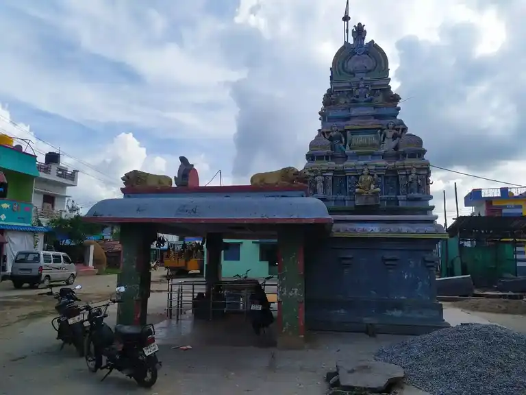 Arulmigu Marriyamman Temple, Thimmapuram - 635112 அருள்மிகு மாரியம்மன் திருக்கோயில், திம்மாபுரம் - 635112, Krishnagiri - Ancient Temple Architecture and History Image 4