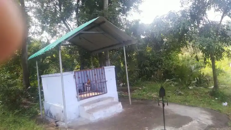 Arulmigu Marudai Veeran Temple, Kapilipalaym - 642120 அருள்மிகு மதுரைவீரன் திருக்கோயில், Kapilipalaym - 642120, Coimbatore - Ancient Temple Architecture and History Image 2