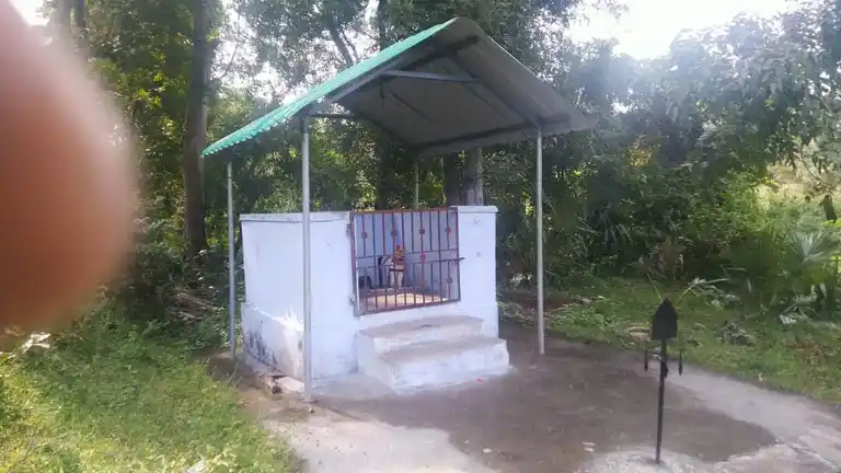 Arulmigu Marudai Veeran Temple, Kapilipalaym - 642120 அருள்மிகு மதுரைவீரன் திருக்கோயில், Kapilipalaym - 642120, Coimbatore - Ancient Temple Architecture and History Image 3