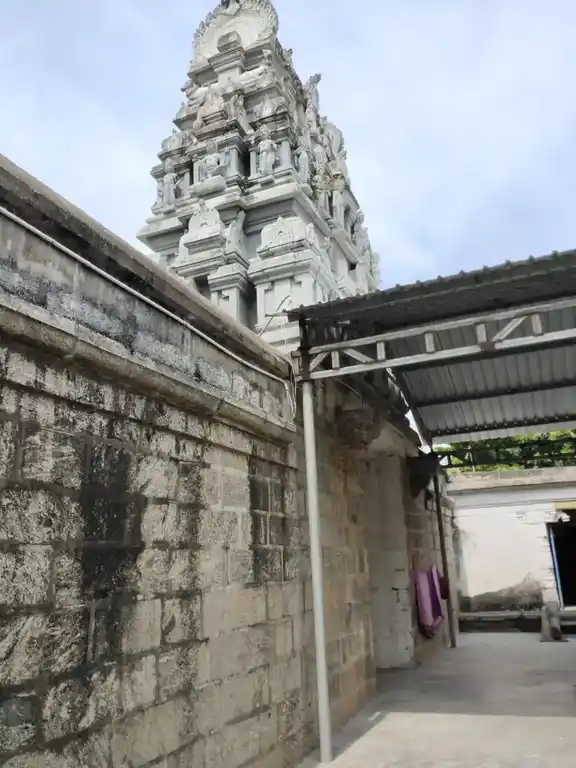 Arulmigu Marudheeswarar Temple, T. Edaiyar - 605803 அருள்மிகு மருதீஸ்வரர் திருக்கோயில், T. Edaiyar - 605803, Viluppuram - Ancient Temple Architecture and History Image 2