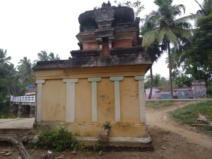 Arulmigu Marulapureeshwarar Temple, Atchuthamangalam - 610105