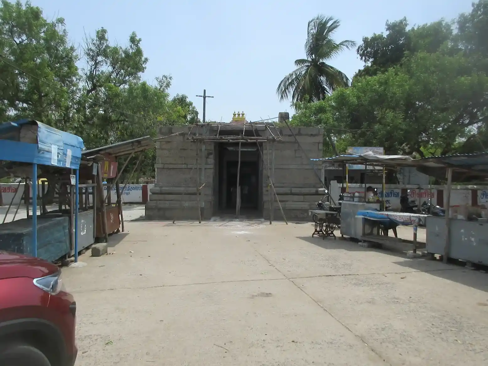 Arulmigu Marunthiswarar and Thiyagaraja Swamy Temple, Thirukachur - 603204 அருள்மிகு மருந்தீஸ்வரர் மற்றும் தியாகராஜசுவாமி திருக்கோயில், திருக்கச்சூர், திருக்கச்சூர் - 603204, Chengalpattu - Ancient Temple Architecture and History Image 6