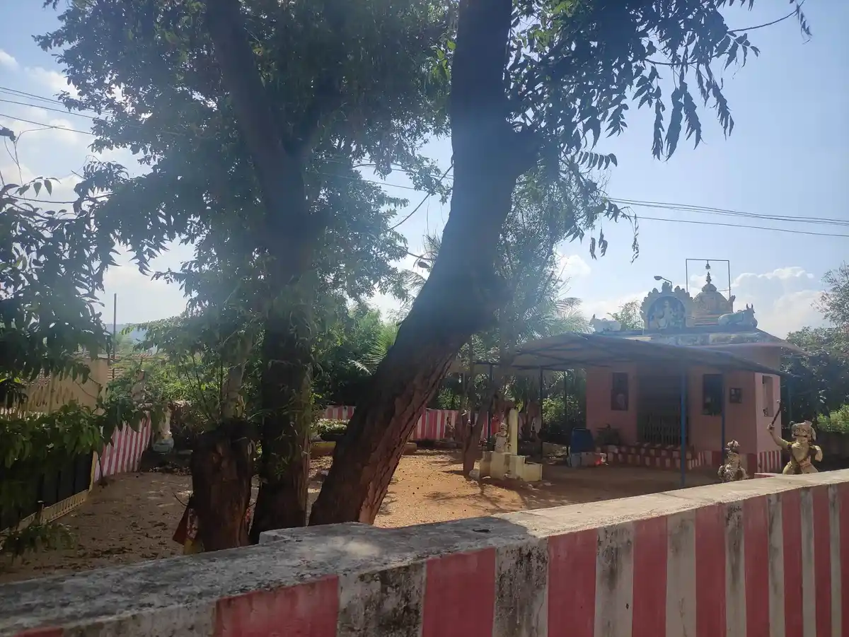 Arulmigu Maruthadi Karupanna Swamy Temple, Vilampatty - 624219 Temple