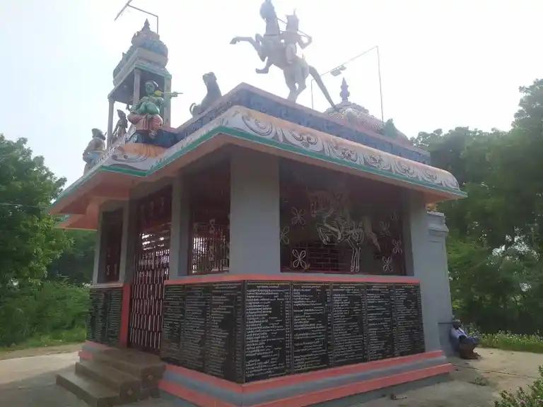 Arulmigu Maruthaiveeran Temple, Illupaikudi - 621713 அருள்மிகு மருதைவீரன் திருக்கோயில், Illupaikudi - 621713, Perambalur - Ancient Temple Architecture and History Image 2
