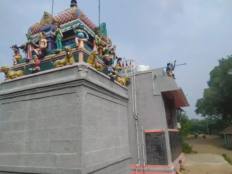 Arulmigu Maruthaiveeran Temple, Illupaikudi - 621713 அருள்மிகு மருதைவீரன் திருக்கோயில், Illupaikudi - 621713, Perambalur - Ancient Temple Architecture and History Image 4