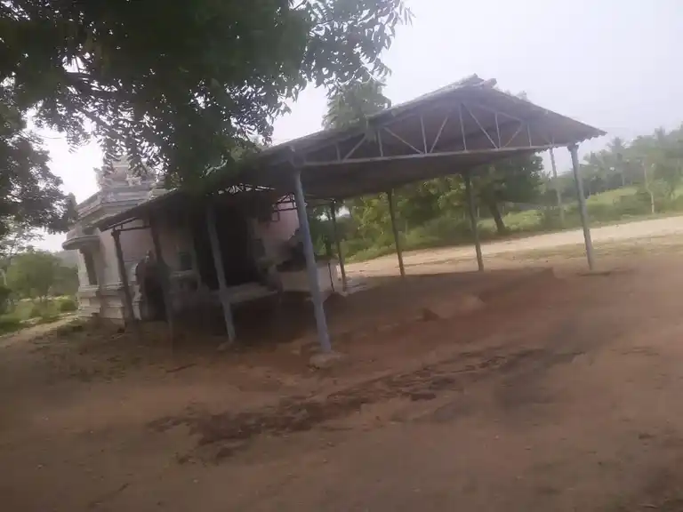 Arulmigu Maruthakaliyamman Mariyamman Temple, Renganathapuram - 639202 அருள்மிகு மருதகாளியம்மன் மாரியம்மன் திருக்கோயில்,  - 639202, Karur - Ancient Temple Architecture and History Image 3