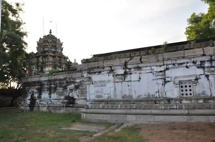Arulmigu Maruthantheeswarar Temple, Pennakonam - 621108 அருள்மிகு மருந்தாதீஸ்வரர் மற்றும் வேணுகோபாலசுவாமி திருக்கோயில், Pennakonam - 621108, Perambalur - Ancient Temple Architecture and History Image 2