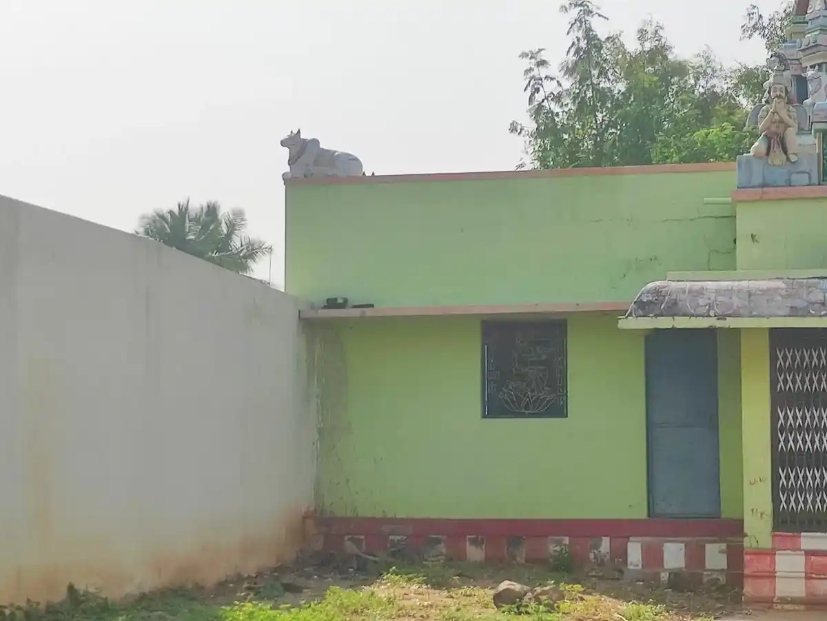 Arulmigu Maruthanuthu Perumal Temple, Gullichettipatty - 624219 அருள்மிகு மருதனூத்து பெருமாள் திருக்கோயில், Gullichettipatty - 624219, Dindigul - Ancient Temple Architecture and History Image 2