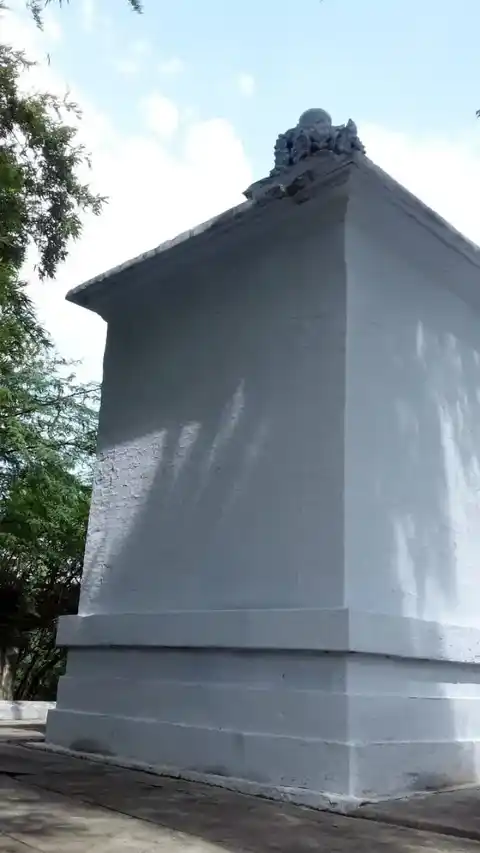 Arulmigu Maruthappa Swamytirukovil Alwarkurichi, Alwarkurichi - 627413 Temple