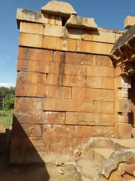 Arulmigu Maruthappasamy Temple, Vikkramangalam - 625207 அருள்மிகு மருதப்பசாமி திருக்கோயில், Vikkramangalam - 625207, Madurai - Ancient Temple Architecture and History Image 5