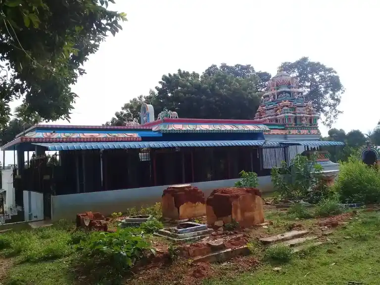 Arulmigu Maruthudaiya Ayyanar Temple, Manachai - 630107 அருள்மிகு. மாருடைய அய்யனார் திருக்கோயில், Manachai - 630107, Sivagangai - Ancient Temple Architecture and History Image 2