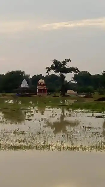 Arulmigu Maruthudaiya Ayyanar Temple, Sirukanaperi - 630561 அருள்மிகு. மருதைய அய்யனார் திருக்கோயில், Sirukanaperi - 630561, Sivagangai - Ancient Temple Architecture and History Image 2