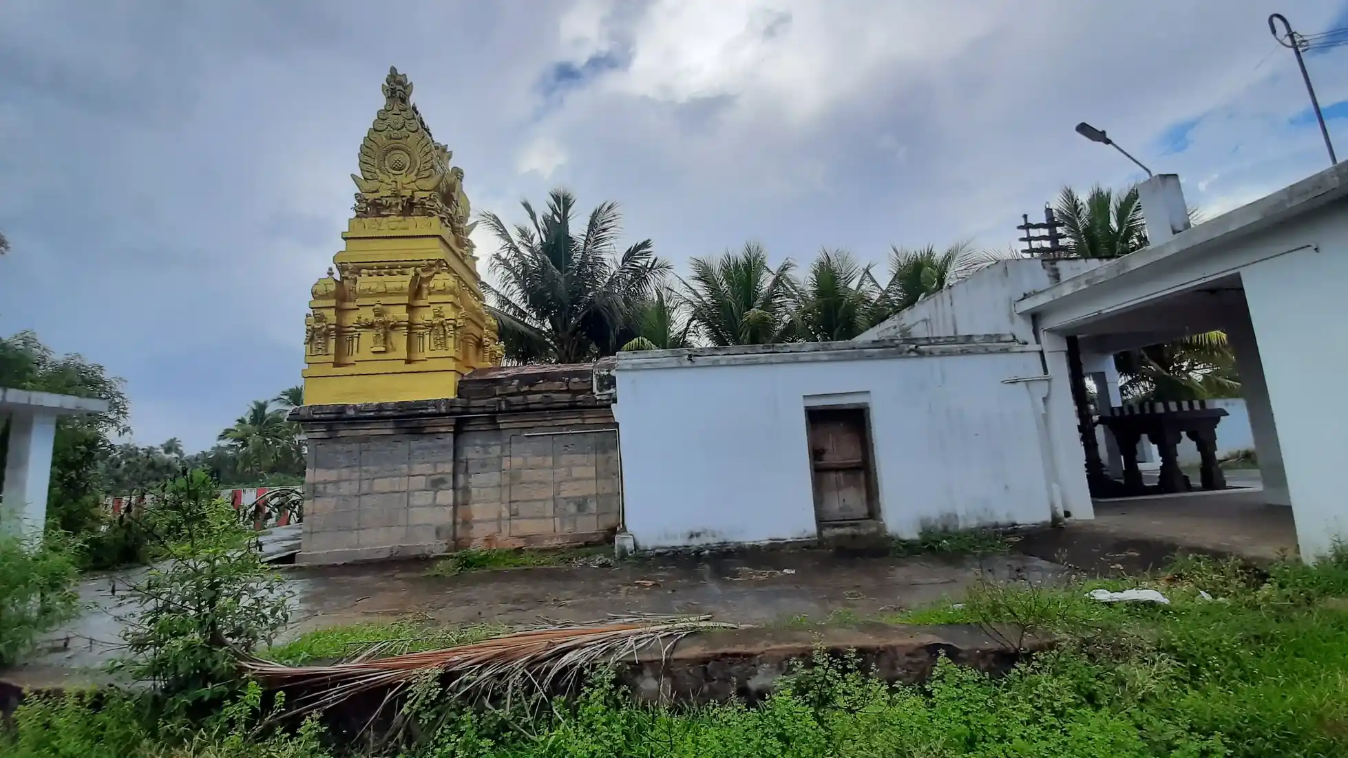Arulmigu Matha Temple, Attalanallur - 627426 Arulmigu Matha Temple, Attalanallur - 627426, Tirunelveli - Ancient Temple Architecture and History Image 3