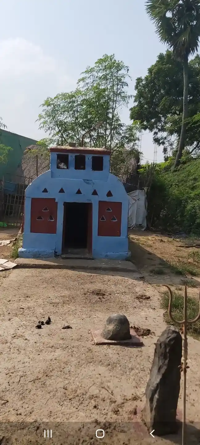 Arulmigu Mathaiveliyamman Temple, Siruvanchur - 603203 அருள்மிகு மந்தைவெளியம்மன் திருக்கோயில், Siruvanchur - 603203, Kancheepuram - Ancient Temple Architecture and History Image 4