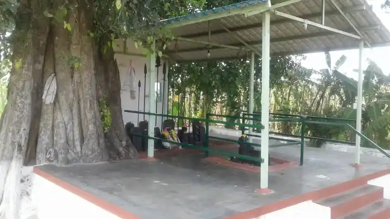 Arulmigu Mathalakombu Ganesan Temple, Pettai Karai, Pettai Karai - 638506 அருள்மிகு மத்தளக்கொம்பு கணேசன் திருக்கோயில், Pettai Karai, Pettai Karai - 638506, Erode - Ancient Temple Architecture and History Image 3