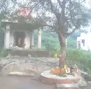 Arulmigu Mathamman Temple, Mil Oppside, Arunkulam - 631207 அருள்மிகு மார்த்தம்மன் திருக்கோயில், Mil Oppside, Arunkulam - 631207, Tiruvallur - Ancient Temple Architecture and History Image 2