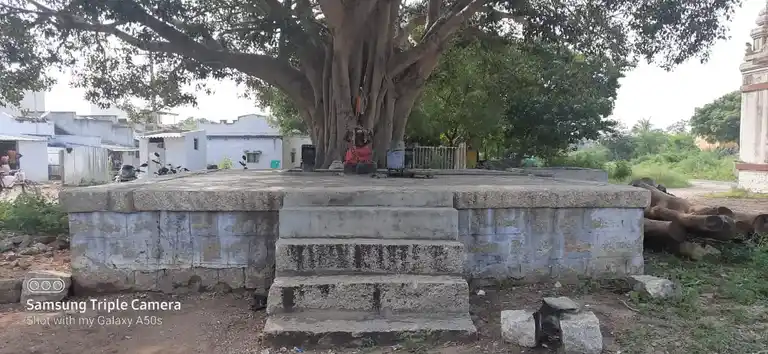 Arulmigu Mathanayakkanpatti Vinayagar Temple, Mathanayakkanpatti - 624620 அருள்மிகு மாதாநாயக்கன்பட்டி விநாயகர் கோயில், Mathanayakkanpatti - 624620, Dindigul - Ancient Temple Architecture and History Image 2