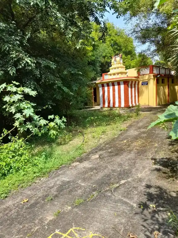 Arulmigu Mathankovil Temple, Rajakamangalam - 627101 அருள்மிகு மாதாங்கோயில், இராஜாக்கள்மங்கலம், நான்குநேரி வட்டம், திருநெல்வேலி மாவட்டம் கோயில், Rajakamangalam - 627101, Tirunelveli - Ancient Temple Architecture and History Image 3