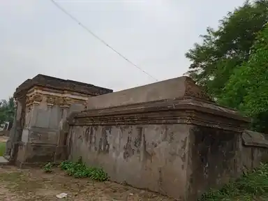 Arulmigu Mathavapurisvar Temple, Punavasal - 610102 மாதவபுரிஸ்வரர் திருக்கோயில், Punavasal - 610102, Thiruvarur - Ancient Temple Architecture and History Image 4