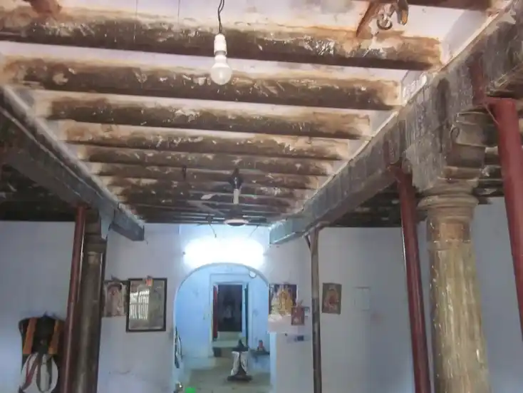 Arulmigu Matheshwarar Varatharajaperumal Temple, Kurichi, Bhavani - 638314 அருள்மிகு மாதேஸ்வரர் வரதராஜப்பெருமாள் திருக்கோயில், Bhavani - 638314, Erode - Ancient Temple Architecture and History Image 2