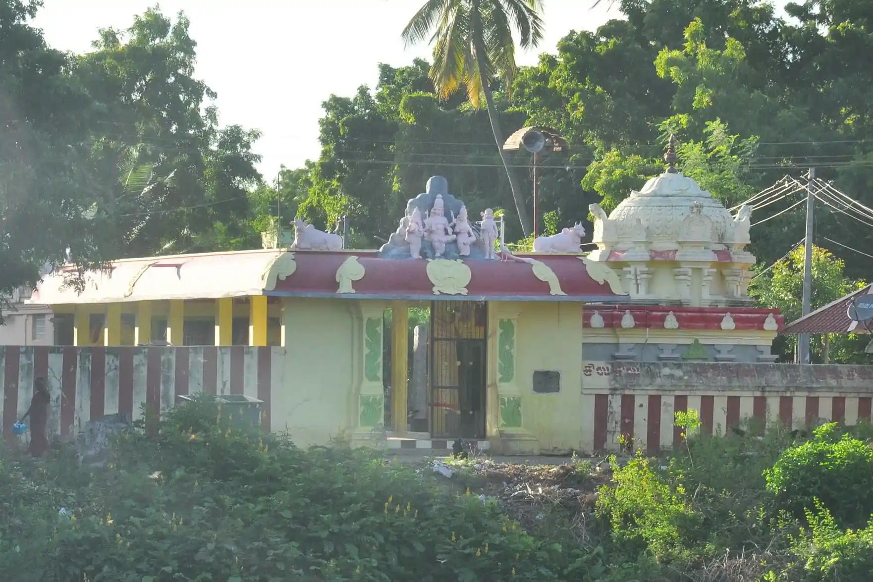 Arulmigu Matheyaguneswarar Temple, Illupur, Illupur - 609308 அருள்மிகு மத்யார்ஜீனேஸ்வரர் திருக்கோயில், Illupur, Illupur - 609308, Mayiladuthurai - Ancient Temple Architecture and History Image 3
