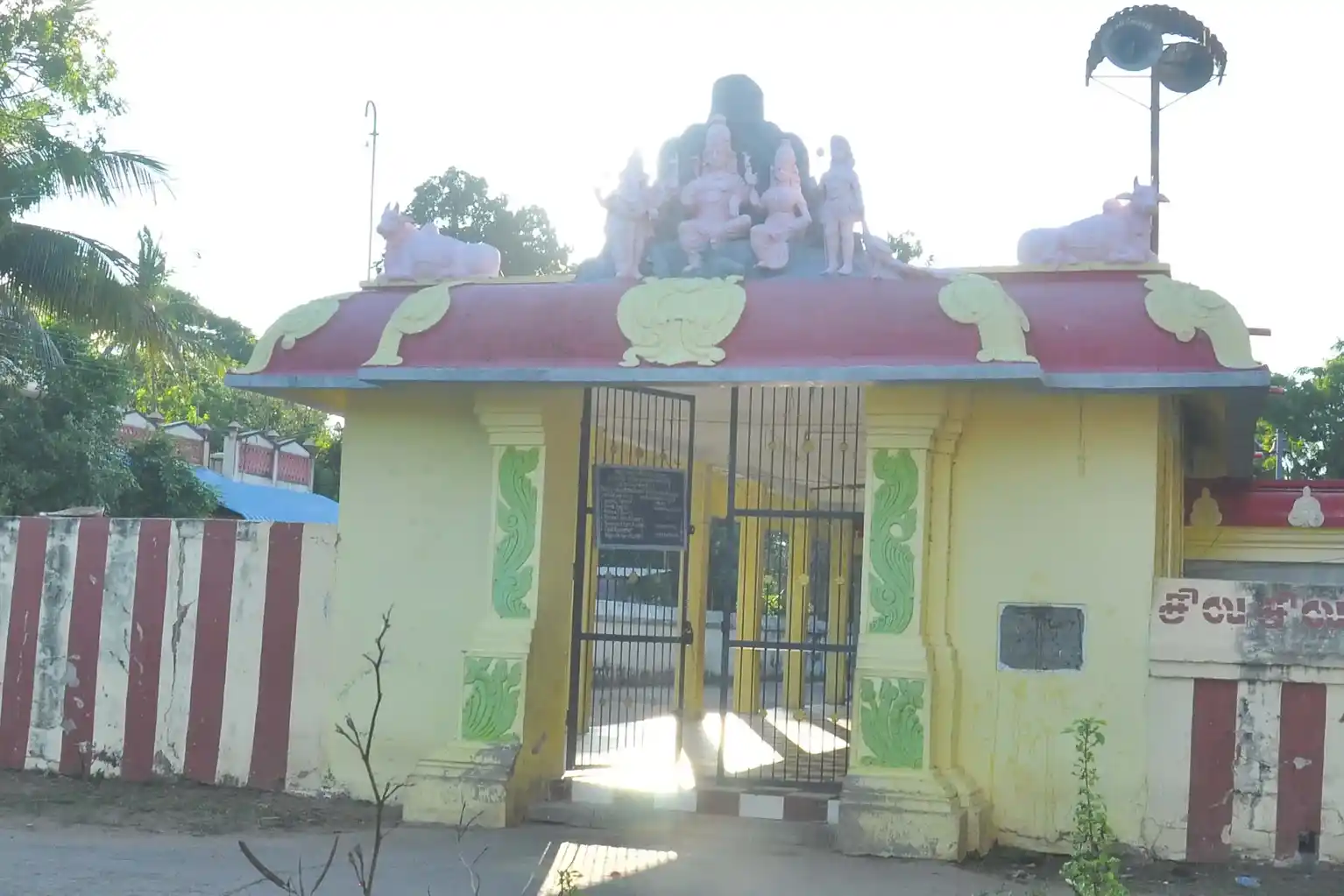 Arulmigu Matheyaguneswarar Temple, Illupur, Illupur - 609308 அருள்மிகு மத்யார்ஜீனேஸ்வரர் திருக்கோயில், Illupur, Illupur - 609308, Mayiladuthurai - Ancient Temple Architecture and History Image 7