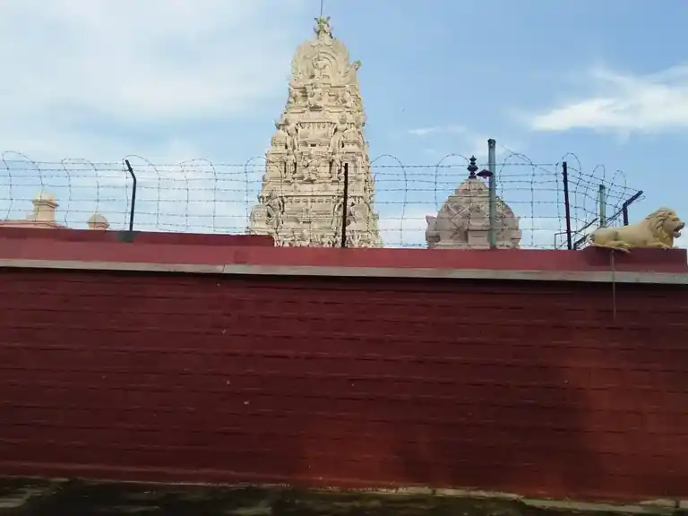 Arulmigu Mathukarai Sellandiyamman Temple, Thirukampuliur, Thirukampuliyur - 639102 அருள்மிகு மதுக்கரை செல்லாண்டியம்மன் திருக்கோயில், Thirukampuliur, Thirukampuliyur - 639102, Karur - Ancient Temple Architecture and History Image 9