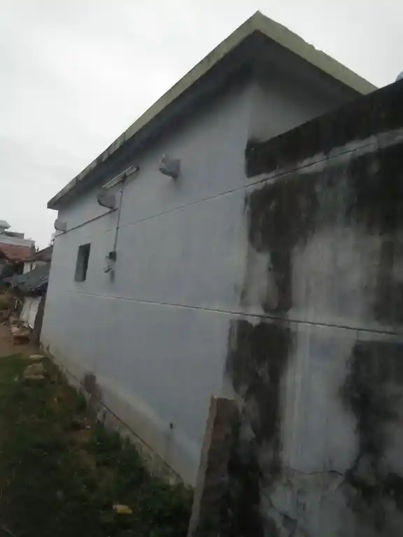 Arulmigu Mathurai Veeraswamy Temple, Pullampadi - 621707 Arulmigu Mathurai Veeraswamy Temple, Pullampadi - 621707, Thiruchirappalli - Ancient Temple Architecture and History Image 2