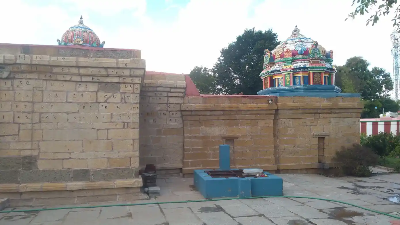 Arulmigu Mathuranthaga Soleeshwarar Temple, Thozhuthur - 606607 ArulmiguMathuranthaga Soleeshwarar Temple,  - 606607, Cuddalore - Ancient Temple Architecture and History Image 3