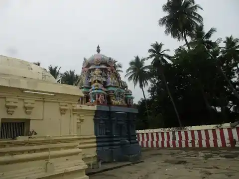 Arulmigu Mathuvanaramasamy Temple, Therku Agrahaaram, Valangaiman - 612804 அருள்மிகு மதுவனராமசாமி திருக்கோயில், Therku Agrahaaram, Valangaiman - 612804, Thiruvarur - Ancient Temple Architecture and History Image 7