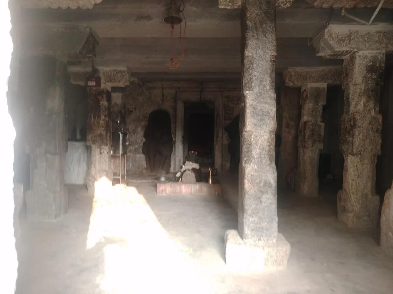 அருள்மிகு மத்தியபுரீஸ்வரர் திருக்கோயில், Manavasi - 639108 - Main View