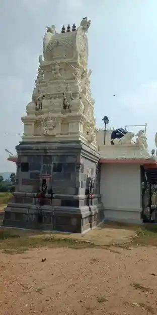 Arulmigu Mattampatty Vinayagar Temple, Devanakavundanur - 637301 அருள்மிகு மட்டம்பட்டி சக்தி விநாயகர் திருக்கோயில், Devanakavundanur - 637301, Salem - Ancient Temple Architecture and History Image 4