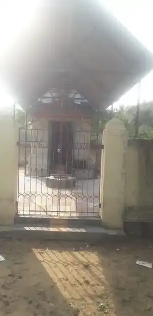 Arulmigu Mavadipillayar Temple, Kidathalaimedu - 609811 அருள்மிகு மாவடிப்பிள்ளையார் திருக்கோவில், கிடைதலைமேடு - 609811, Mayiladuthurai - Ancient Temple Architecture and History Image 3