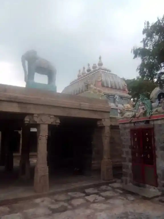 Arulmigu Mavadiyan Temple, Puthanampatti - 621002 Arulmigu Mavadiyan Temple, Puthanampatti - 621002, Thiruchirappalli - Ancient Temple Architecture and History Image 4