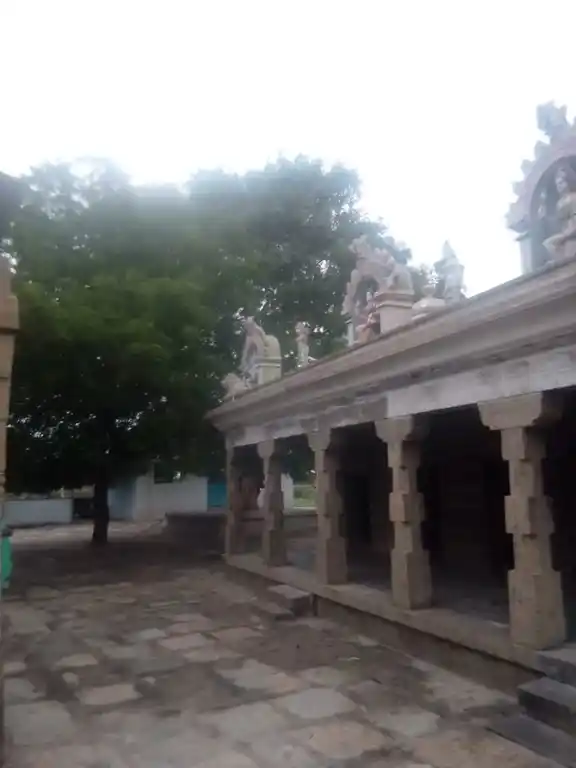 Arulmigu Mavadiyan Temple, Puthanampatti - 621002 Arulmigu Mavadiyan Temple, Puthanampatti - 621002, Thiruchirappalli - Ancient Temple Architecture and History Image 5