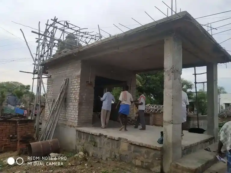 Arulmigu Mavadiyan Veeranar Karuppannaswamy Temple, Kumulur - 621711 Arulmigu Mavadiyan Veeranar Karuppannaswamy Temple, Kumulur - 621711, Thiruchirappalli - Ancient Temple Architecture and History Image 2