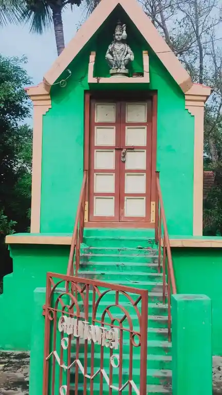 Arulmigu Mavuruthieswarar Temple, Sangeethamangalam - 605202 அருள்மிகு மாவுருதீஸ்வரர் திருக்கோயில், சங்கீதமங்கலம் - 605202, Viluppuram - Ancient Temple Architecture and History Image 4