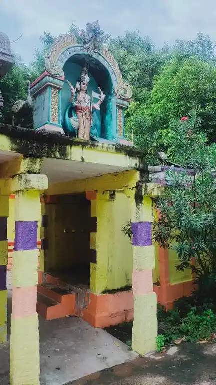 Arulmigu Mavuruthieswarar Temple, Sangeethamangalam - 605202 அருள்மிகு மாவுருதீஸ்வரர் திருக்கோயில், சங்கீதமங்கலம் - 605202, Viluppuram - Ancient Temple Architecture and History Image 8