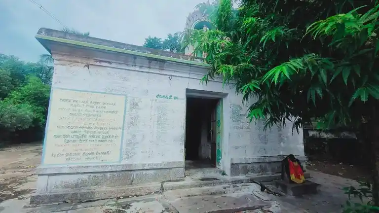 Arulmigu Mavuruthieswarar Temple, Sangeethamangalam - 605202 அருள்மிகு மாவுருதீஸ்வரர் திருக்கோயில், சங்கீதமங்கலம் - 605202, Viluppuram - Ancient Temple Architecture and History Image 9