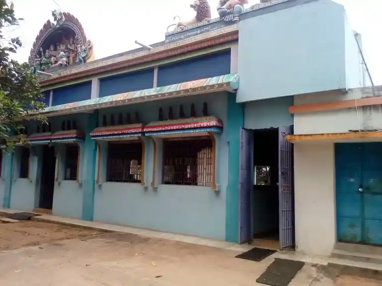 Arulmigu Mazhai Mariyamman Temple, Merpanaikaadu - 614624 அருள்மிகு மழைமாரியம்மன் திருக்கோயில், Merpanaikaadu - 614624, Pudukkottai - Ancient Temple Architecture and History Image 3