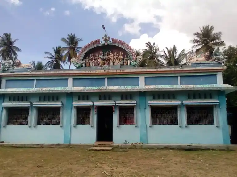 Arulmigu Mazhai Mariyamman Temple, Merpanaikaadu - 614624 அருள்மிகு மழைமாரியம்மன் திருக்கோயில், Merpanaikaadu - 614624, Pudukkottai - Ancient Temple Architecture and History Image 5