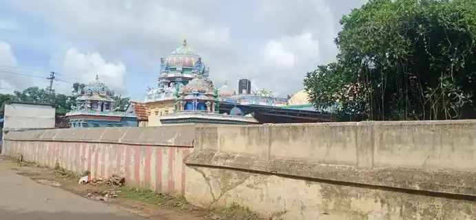 Arulmigu Meenachi Amman Temple, Manavalanaloor - 609501 அருள்மிகு மீனாட்சியம்மன் திருக்கோயில், Manavalanaloor - 609501, Thiruvarur - Ancient Temple Architecture and History Image 3